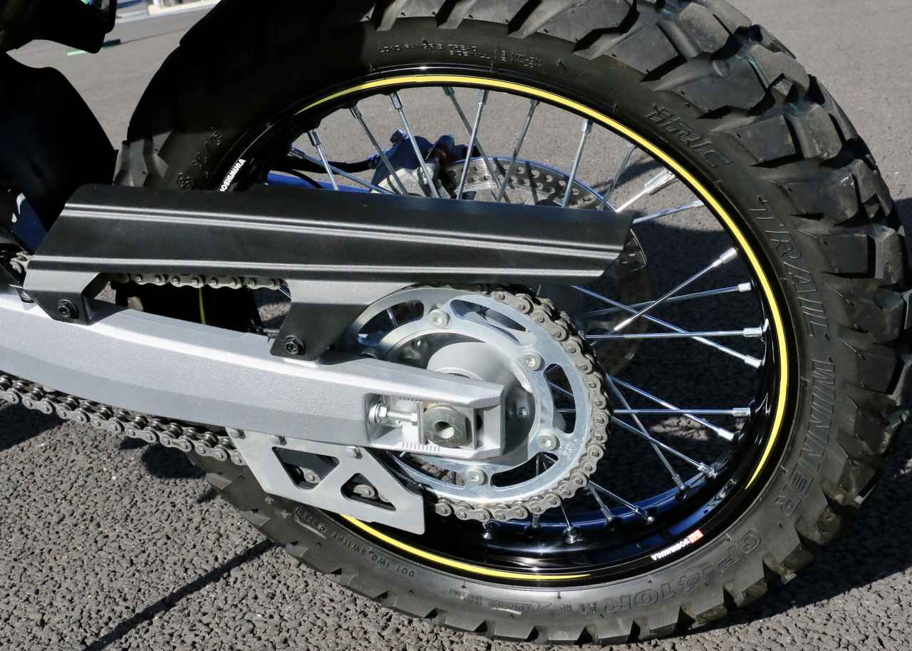 画像11: スズキ「DR-Z4S」オーナー必見!! ド迫力サウンドを奏でるヨシムラ製マフラーが近日発売か!?