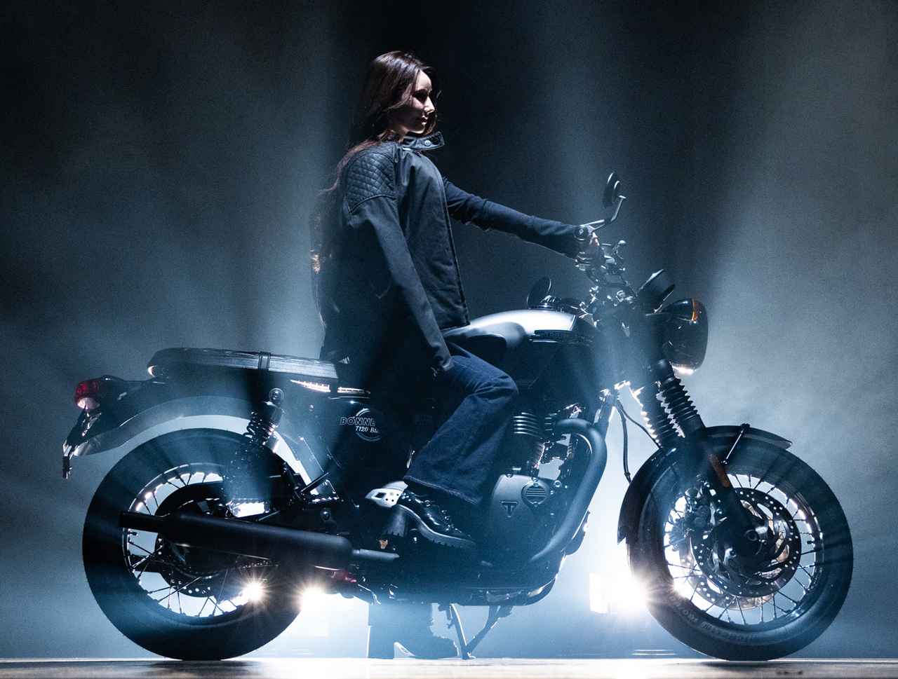 画像1: アンバサダーにダレノガレ明美さんが就任！ 新型モダンクラシックシリーズも公開！「TRIUMPH Brand Night 2026」レポート