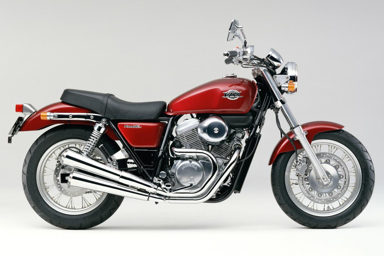 画像 : 4番目の画像 - 【写真5枚】ホンダ「VRX ロードスター」（1995年） - webオートバイ