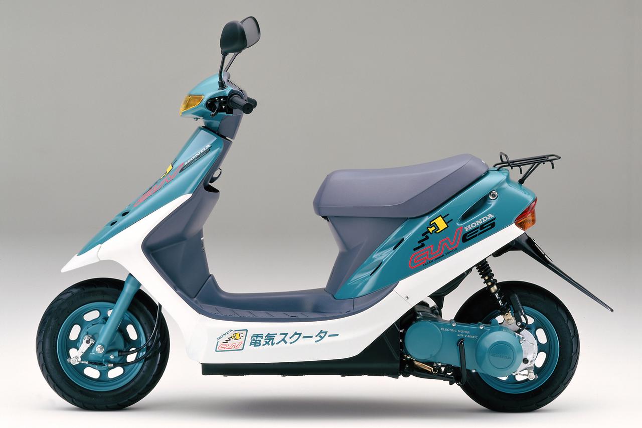 画像 : 4番目の画像 - 【写真4枚】ホンダ「CUV ES」（1994年） - webオートバイ