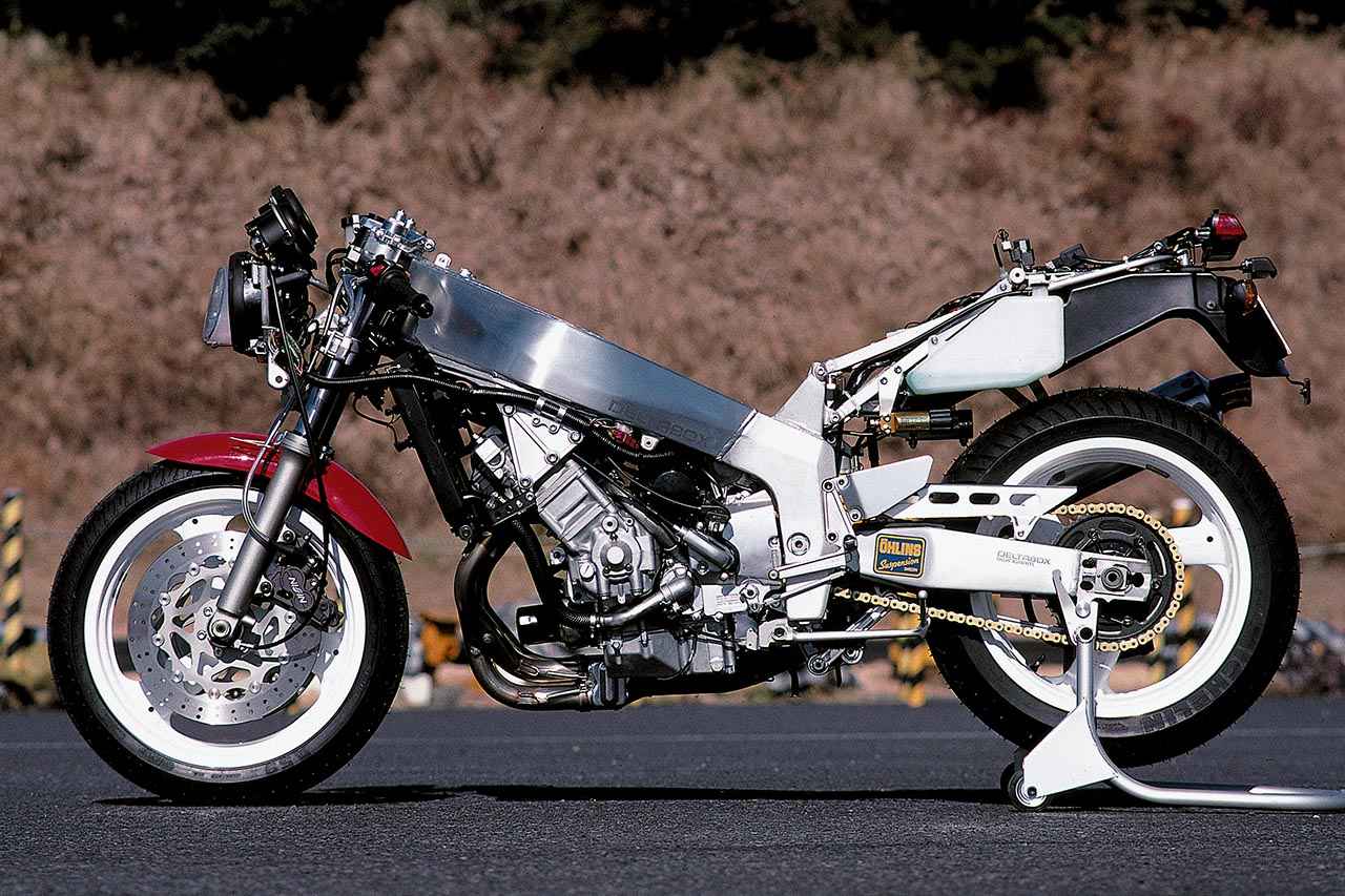 画像1: ヤマハ「FZR750R（3FV1）」（1989年）FZR750を元にさらにレーサーに近い能力を与えたオーダブリュー・ゼロイチ