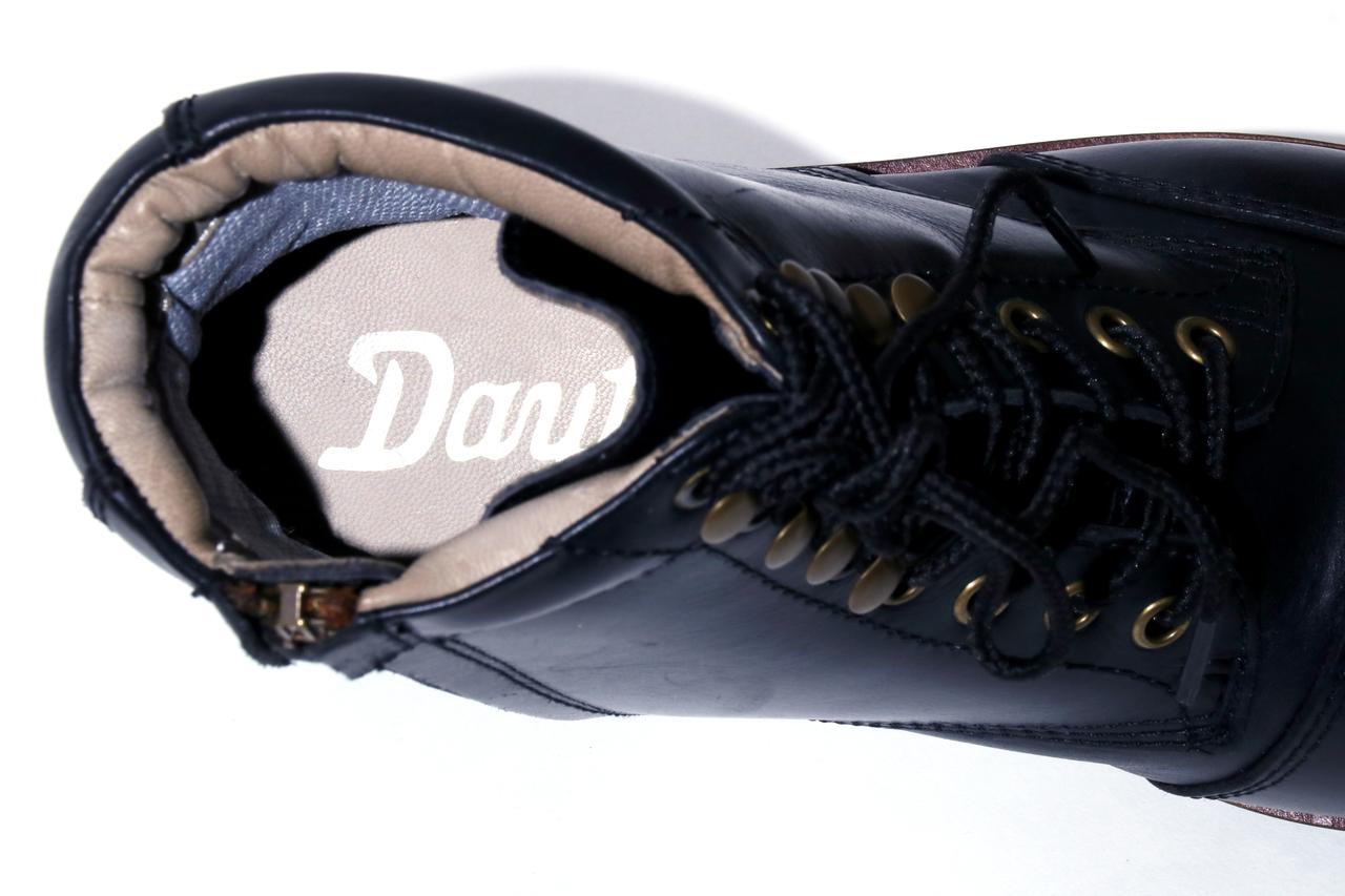 画像9: 見た目は重厚、履けば軽快！ デイトナ「ダービーライドブーツ」は革製品ならではの魅力と機能性を備えたお洒落なライディングブーツ