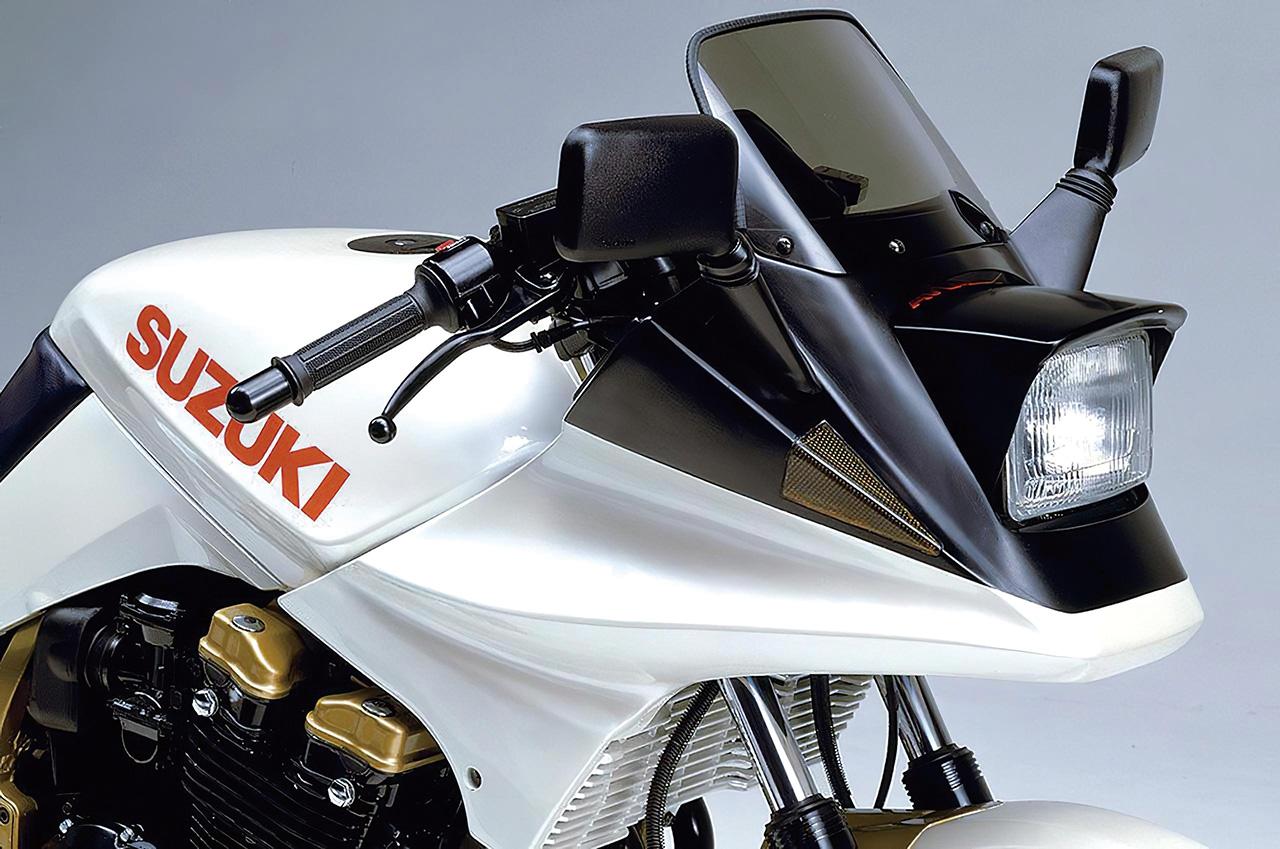 画像 : 21番目の画像 - 【写真29枚】スズキ「KATANA 名刀継承図鑑」 - webオートバイ