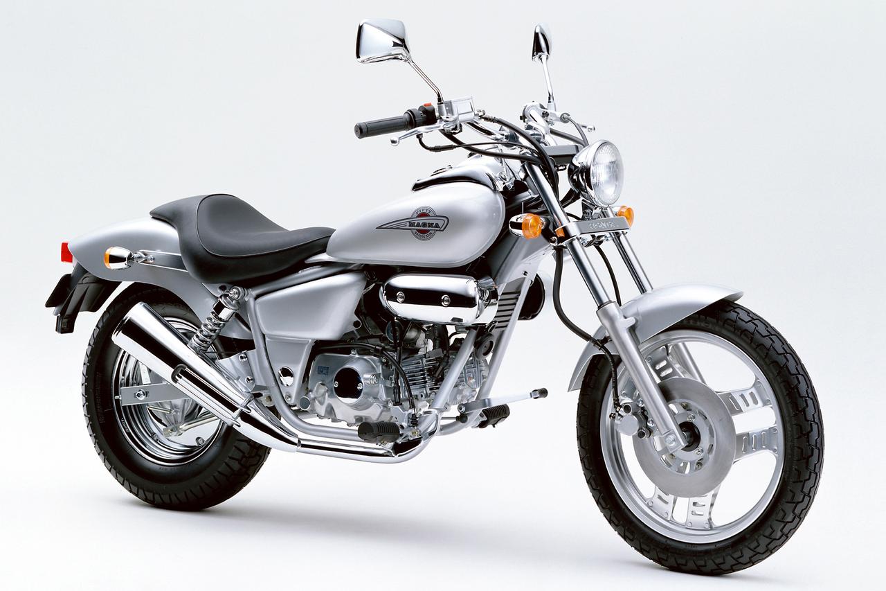 画像1: ホンダ「マグナ フィフティ」（1995年）【90年代に登場したホンダのバイク図鑑】