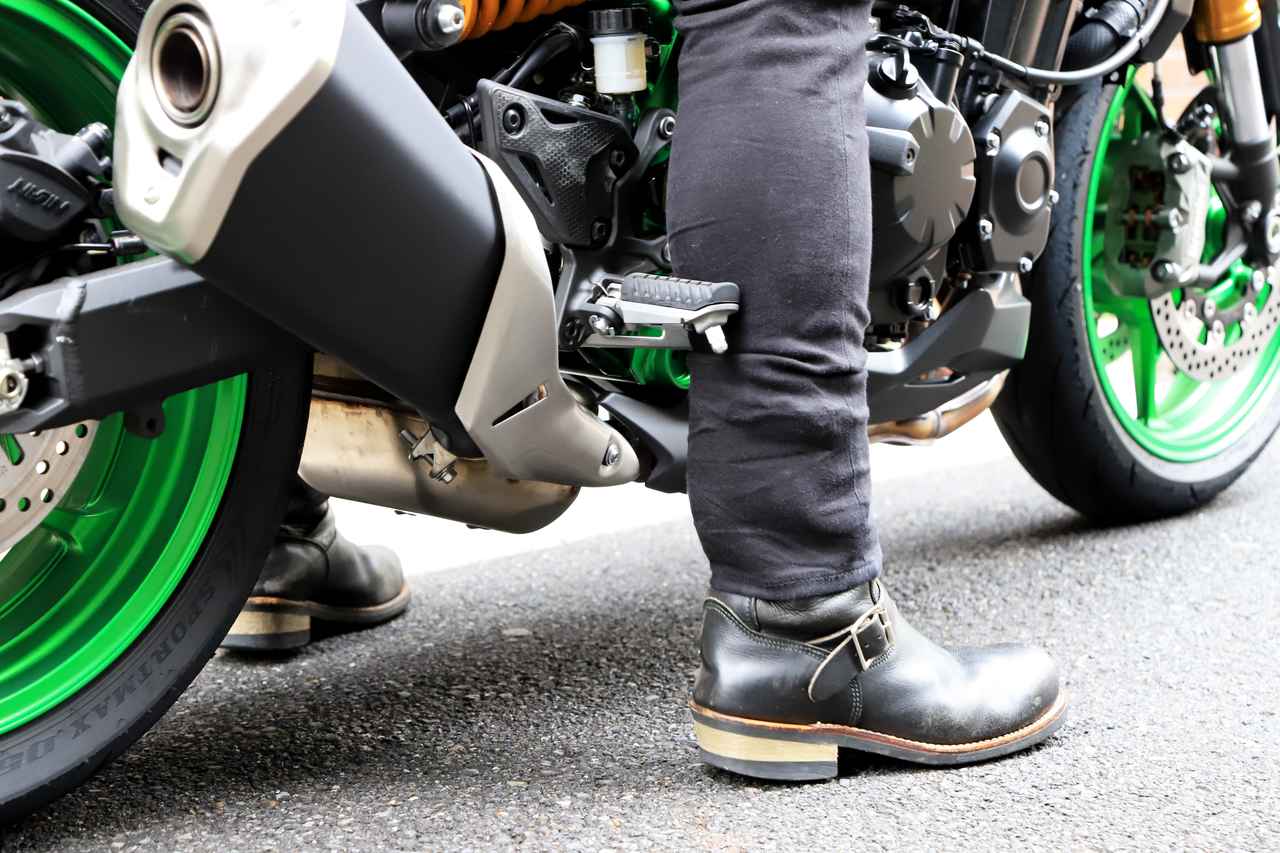 画像2: Z900 SEのシート高:810mm ライダーの身長・体重:175cm・73kg