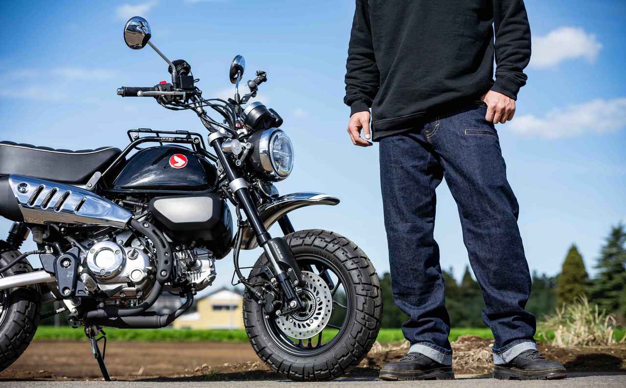 画像: BLUE MONSTER CLOTHING 俺のジーンズ 育成型バイク用ジーンズ カラー：100 ブルーリンス サイズ：S・M・L・XL・3L・4L・5L 店頭発売日：2026年1月16日（金）2りんかん45店舗 店頭販売価格：税込1万6980円 ▶▶▶2りんかん「俺のジーンズ」取扱店舗一覧   ▶▶▶BMC公式オンラインストアでも販売中！