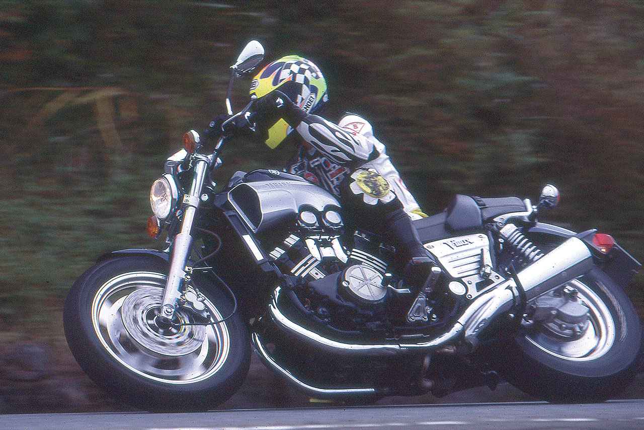 画像: 【絶版名車解説】ヤマハ「V-MAX」（1985年） - webオートバイ