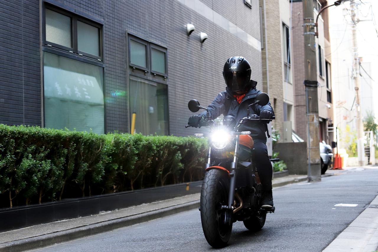 画像4: 400ccクルーザーと暮らす1カ月｜カワサキ「ELIMINATOR」で見つけた“日常”の新たな楽しみ【インプレッション】