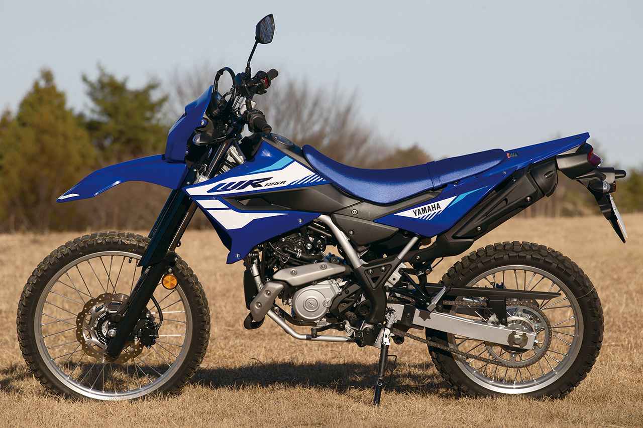 画像: 海外モデルWR155Rをベースに、日本の環境に合わせて最適化。直進安定性とハンドリングの軽快さを高次元で両立させた。