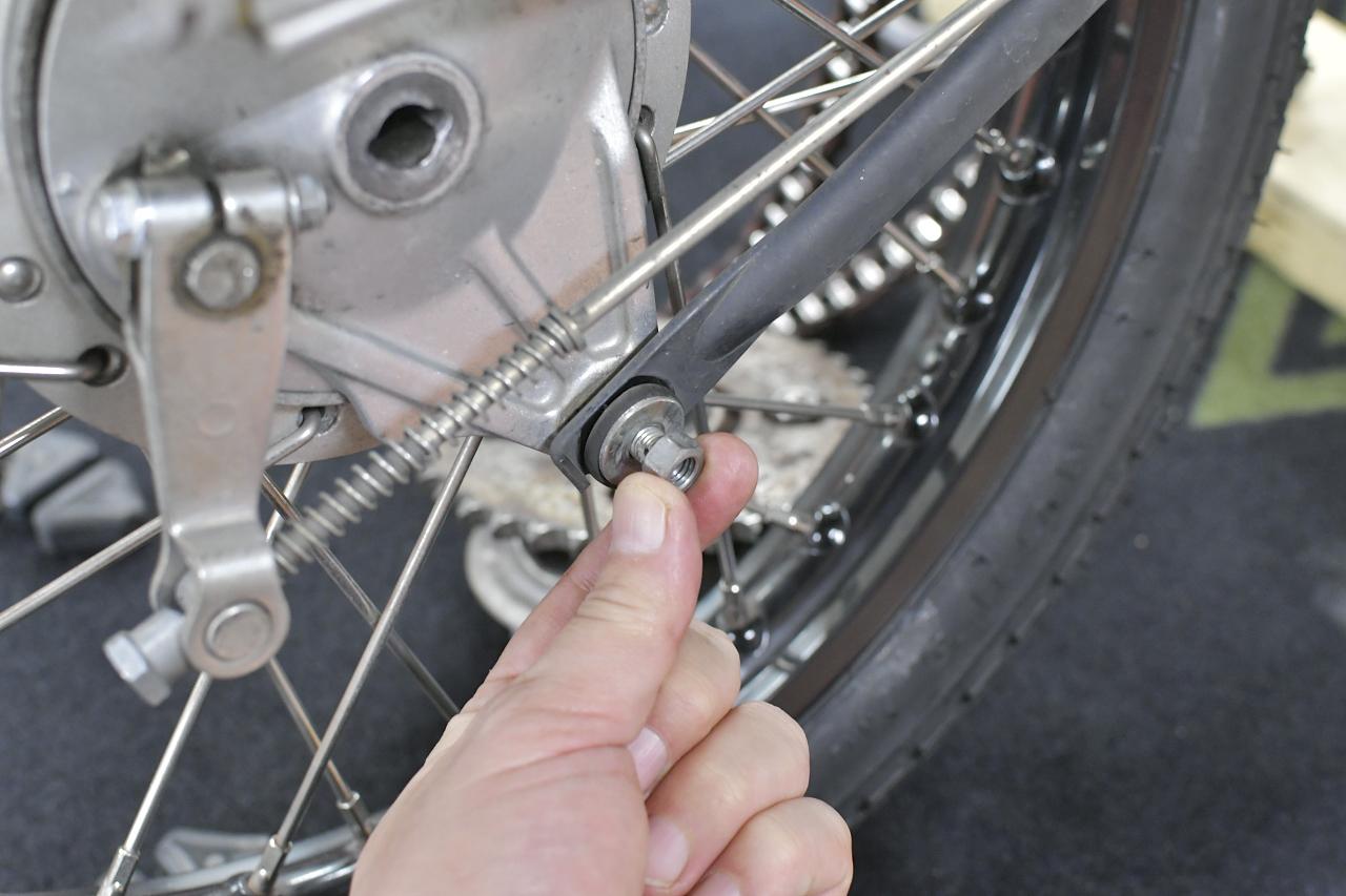 画像7: 通勤で酷使されてるスーパーカブ(JA44)のメンテナンス②。チェーン・前後スプロケット・ハブダンパーを交換してクラッチ調整もするよ〈若林浩志のスーパー・カブカブ・ダイアリーズ Vol.362〉