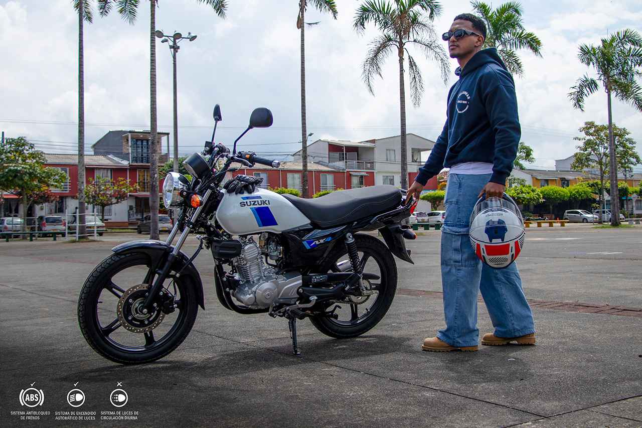 画像 : 13番目の画像 - 【写真16点】スズキ「AX4 ABS」 - webオートバイ