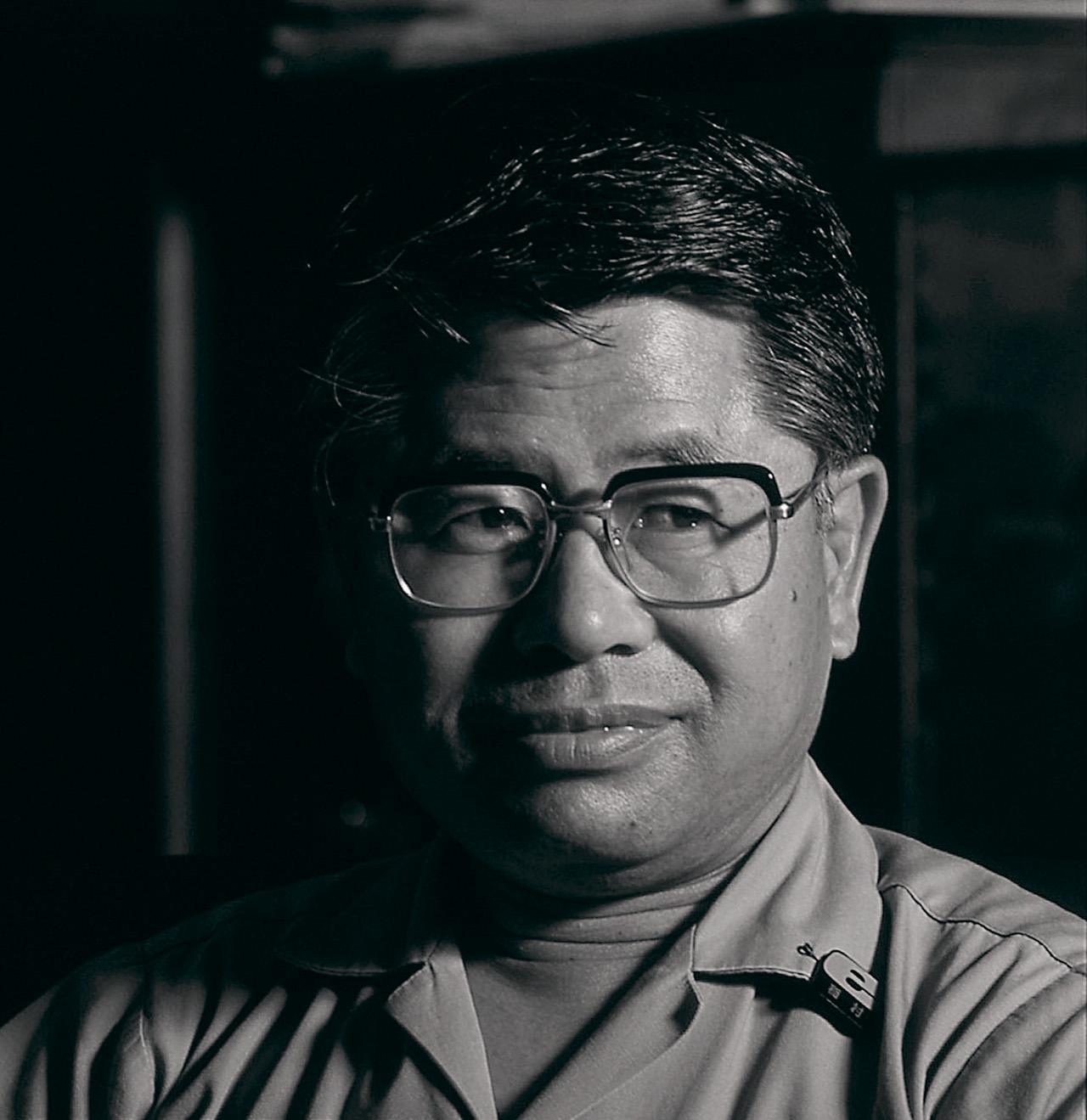 画像: 稲村暁一 氏 Z1は極秘に開発されたため、ライバルに察知されぬようコードネームを頻繁に変更したという逸話も残っている。稲村さんは現役時代にはZ1のエンジン設計を始め、後の歴代4ストエンジンのほとんどを手掛けた名開発者（撮影は1990年）。