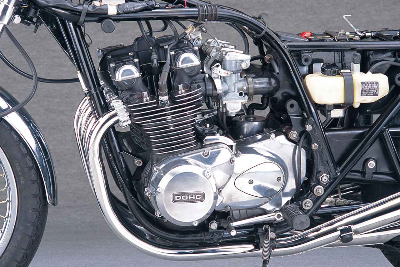 画像3: カワサキ「Z1000」「900 SUPER4(Z1)」新旧装備比較 （※写真はすべて北米仕様）