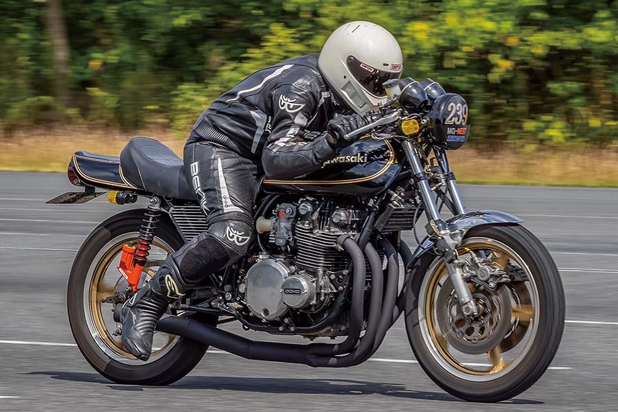 画像1: 往時のカスタム感を醸し出す当時ブランドにも注目したい