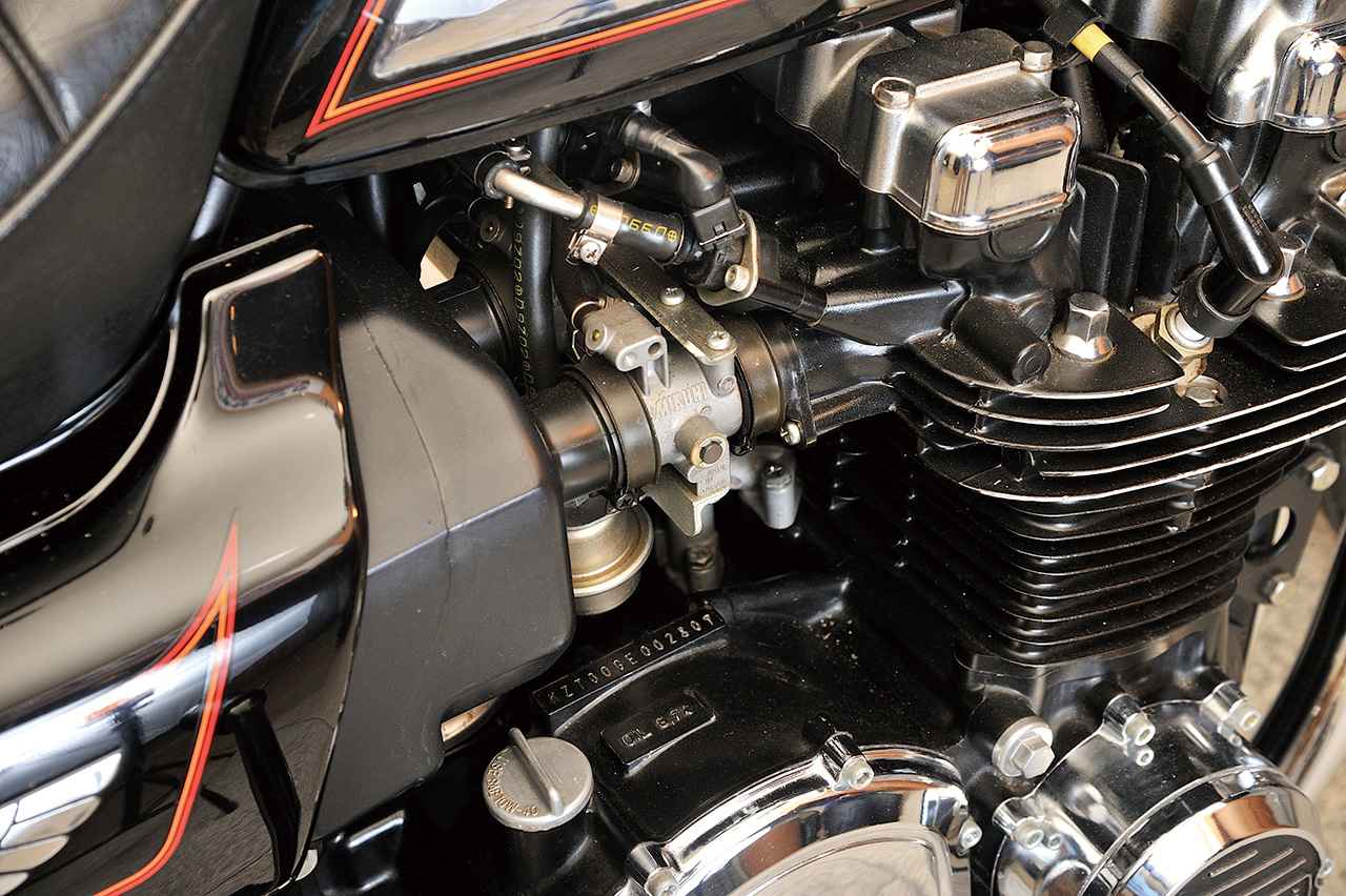 画像: Z1000Hと並んで世界初採用のフューエルインジェクションはボッシュ製。四輪車向けに開発したLジェトロニックを二輪車用にしている。