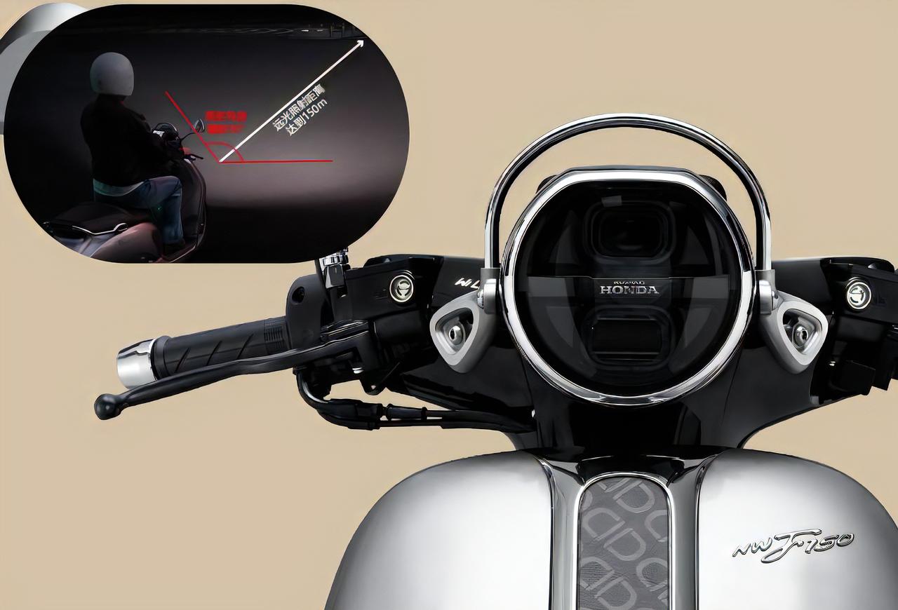 画像10: 【馬術をイメージしたお上品モデル】ホンダ「NWF150」は先進装備テンコ盛りのゴージャススクーター【世界でがんばる!! 日本メーカーの珍車大図鑑 Vol.30】