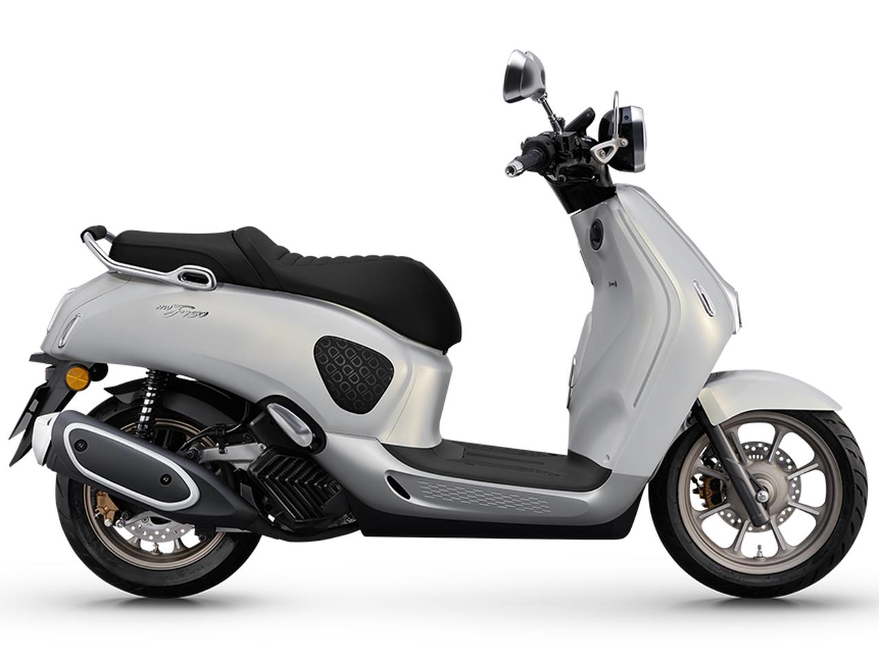 画像26: 【馬術をイメージしたお上品モデル】ホンダ「NWF150」は先進装備テンコ盛りのゴージャススクーター【世界でがんばる!! 日本メーカーの珍車大図鑑 Vol.30】