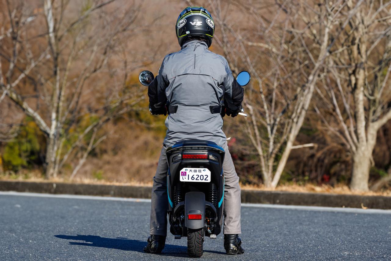 画像6: 【レビュー】ヤマハ「JOG E」インプレ｜国内初試乗！ コンパクトで扱いやすい、暮らしに寄り添うEVスクーター