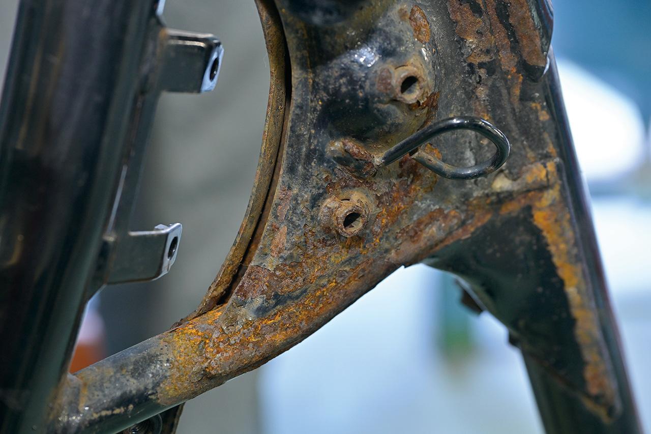 画像 : 32番目の画像 - 【写真38枚】ブラスト加工で〝サビ取り〟大作戦【新橋モーター商会】 - webオートバイ