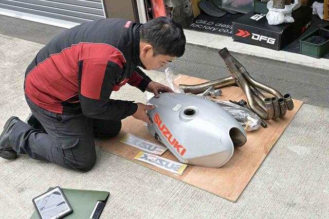 画像: 外した純正パーツは必ず保管しておこう。