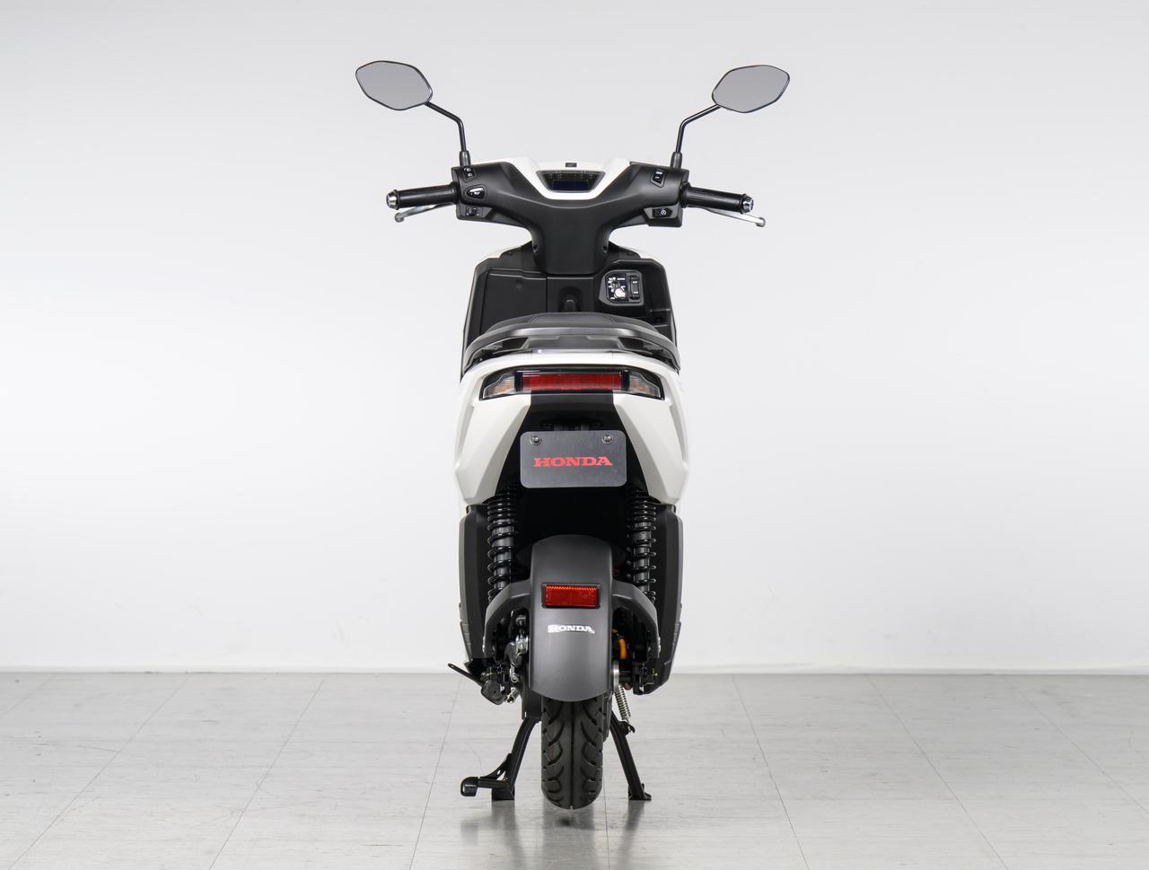 画像6: 新型電動スクーターホンダ「ICON e:」登場！ 着脱式バッテリー採用で航続距離81kmと高い使い勝手を実現した原付一種EV！