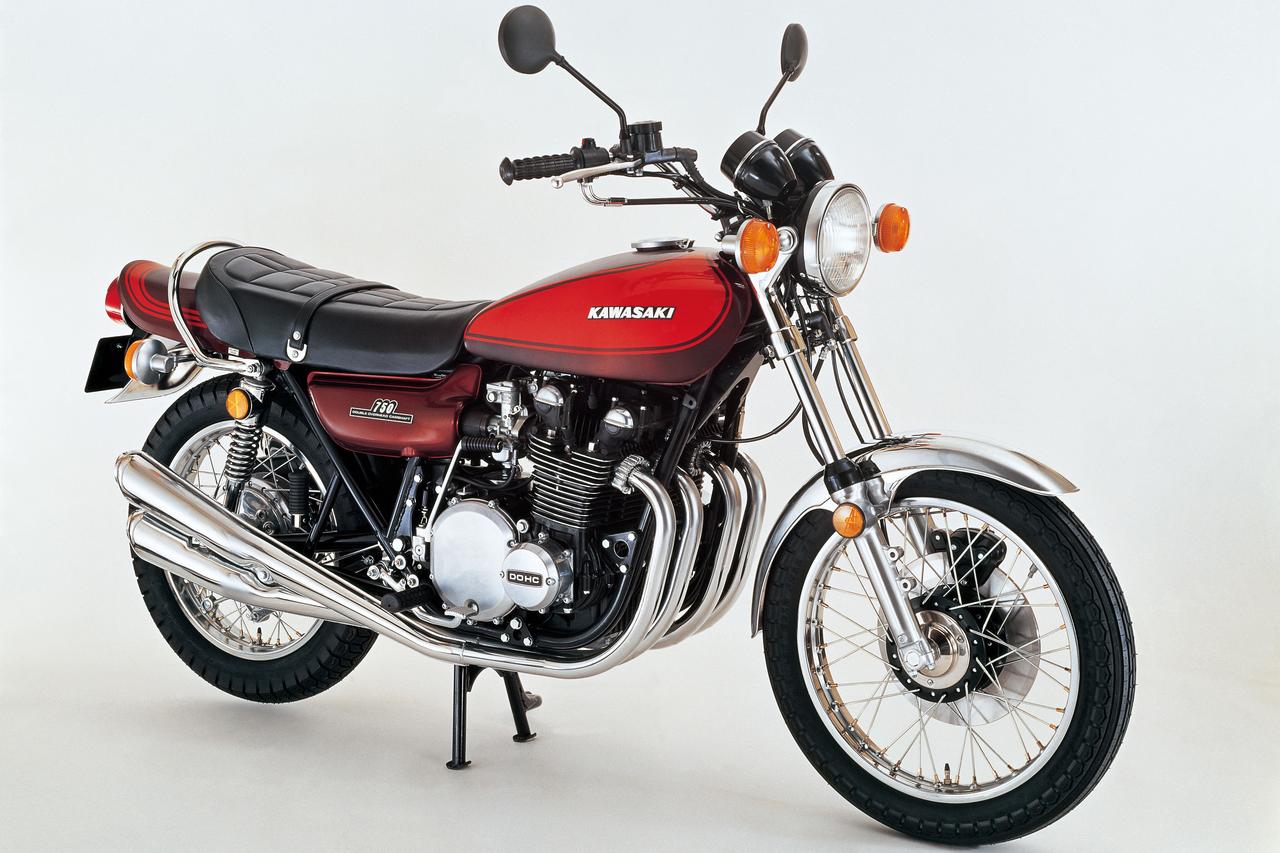 画像: Kawasaki 750RS(Z2) 1973年 総排気量:746.3cc エンジン形式:空冷4ストロークDOHC2バルブ並列4気筒 乾燥重量:230kg 発売当時価格:41万8000円