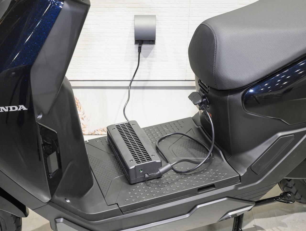 画像2: 新型電動スクーターホンダ「ICON e:」登場！ 着脱式バッテリー採用で航続距離81kmと高い使い勝手を実現した原付一種EV！