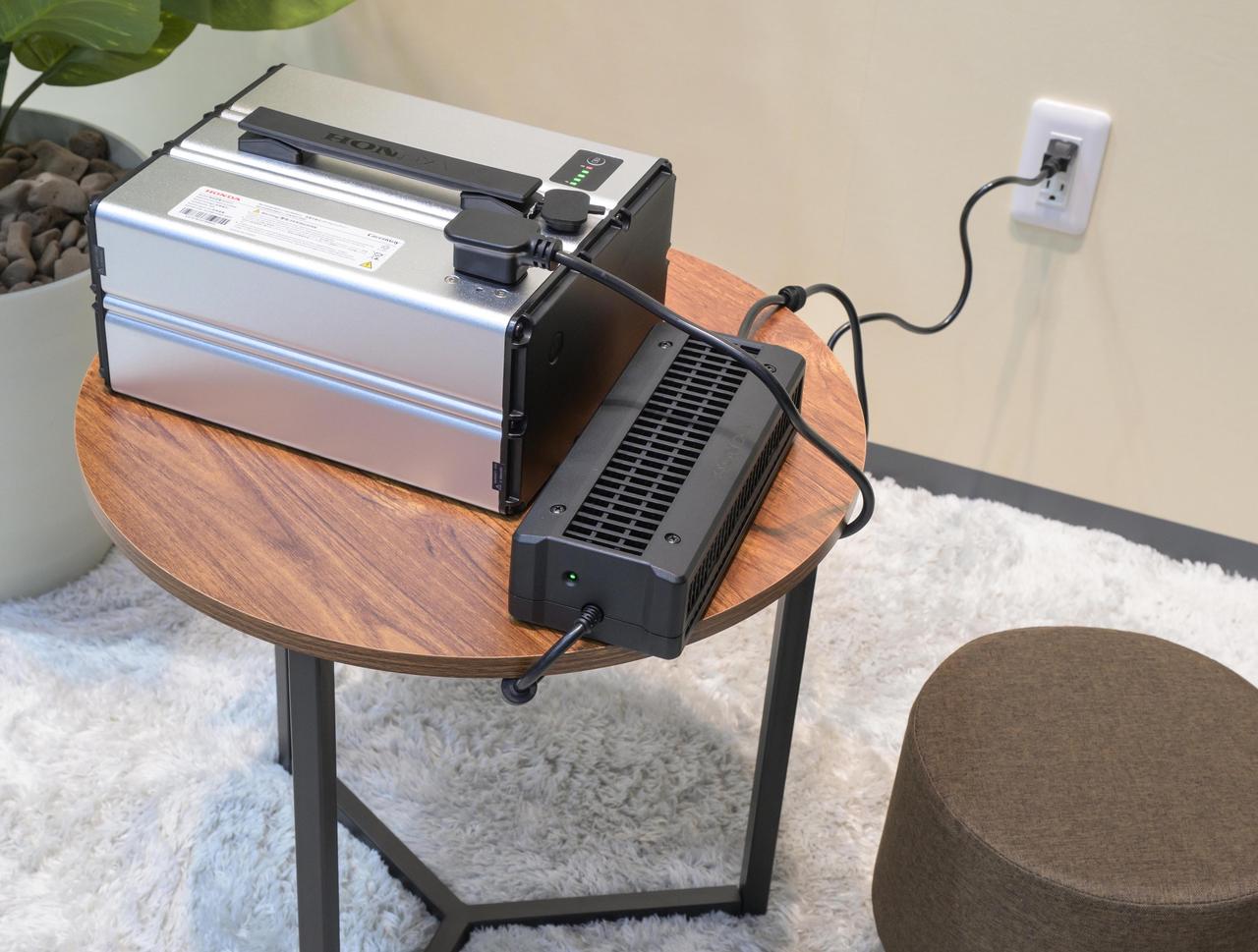 画像3: 新型電動スクーターホンダ「ICON e:」登場！ 着脱式バッテリー採用で航続距離81kmと高い使い勝手を実現した原付一種EV！