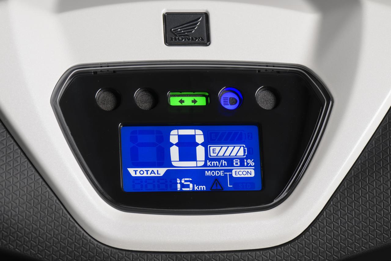 画像11: 新型電動スクーターホンダ「ICON e:」登場！ 着脱式バッテリー採用で航続距離81kmと高い使い勝手を実現した原付一種EV！