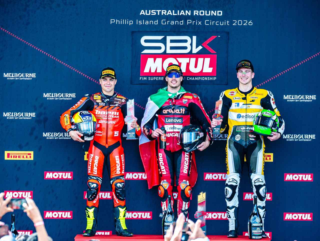 画像: ドゥカティ勢がトップ3を独占。3位には2年ぶりのSBK復帰となったL.バルダッサーリが入った。