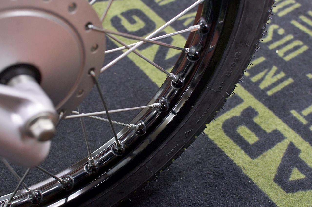 画像1: 汚れのひどい部分を洗浄