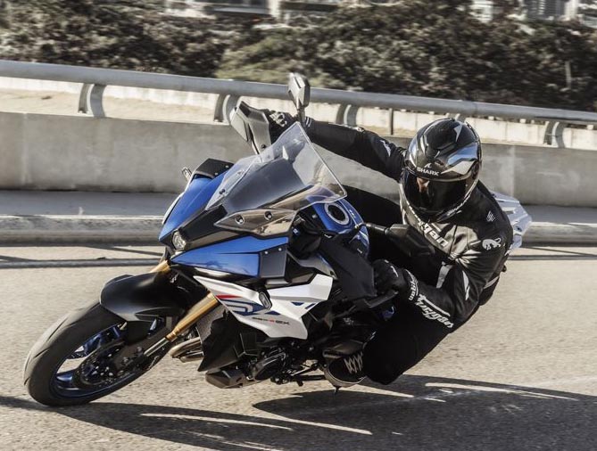 画像: SUZUKI GSX-S1000GX(海外仕様車) GSX-Sシリーズのフラッグシップ・クロスオーバー! 新型はなんとウイング付き!