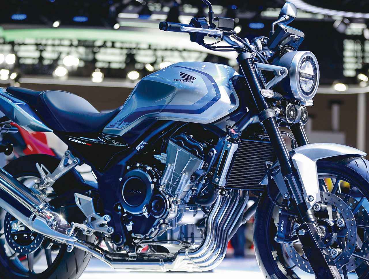 ホンダ「CB500 SUPER FOUR」｜4気筒ミドルの名車復活！ スーパーフォア