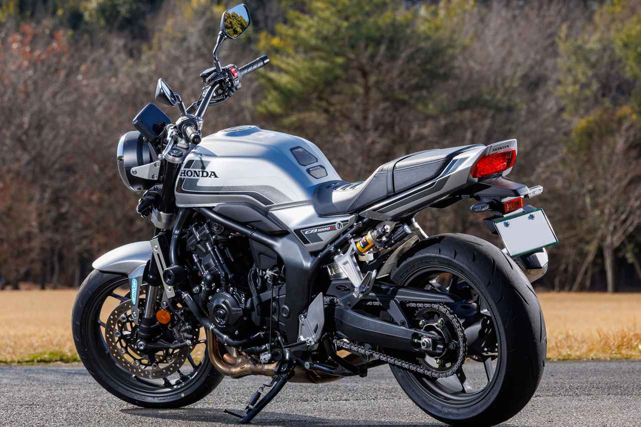 画像: LEGARE HONDA CB1000F LOW STYLE 総排気量:999cc エンジン形式:水冷4ストDOHC4バルブ並列4気筒 シート高:770mm 車両重量:214kg 税込価格:149万6000円〜(※試乗車は158万8000円)