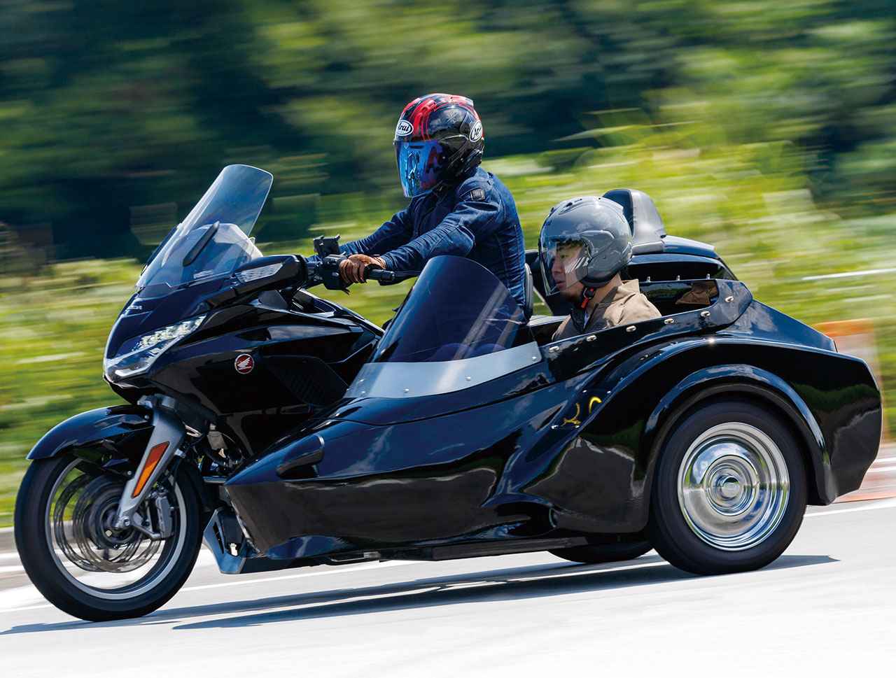 画像: 【レビュー】サクマエンジニアリング「ゴールドウイング×SC79サイドカー」- webオートバイ