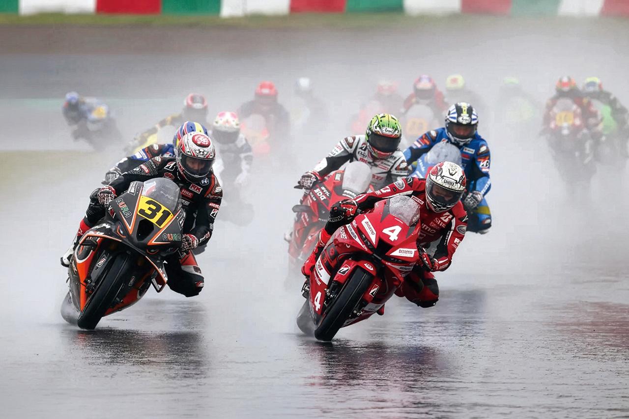 画像1: 全日本選手権の最高峰 JSB1000