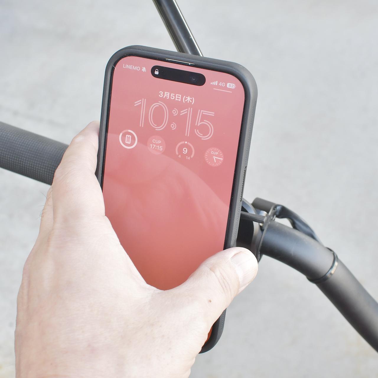 画像6: 片手で一秒脱着の最新スマホホルダー「GRエクスプロア」を試してみる〈若林浩志のスーパー・カブカブ・ダイアリーズ Vol.365〉