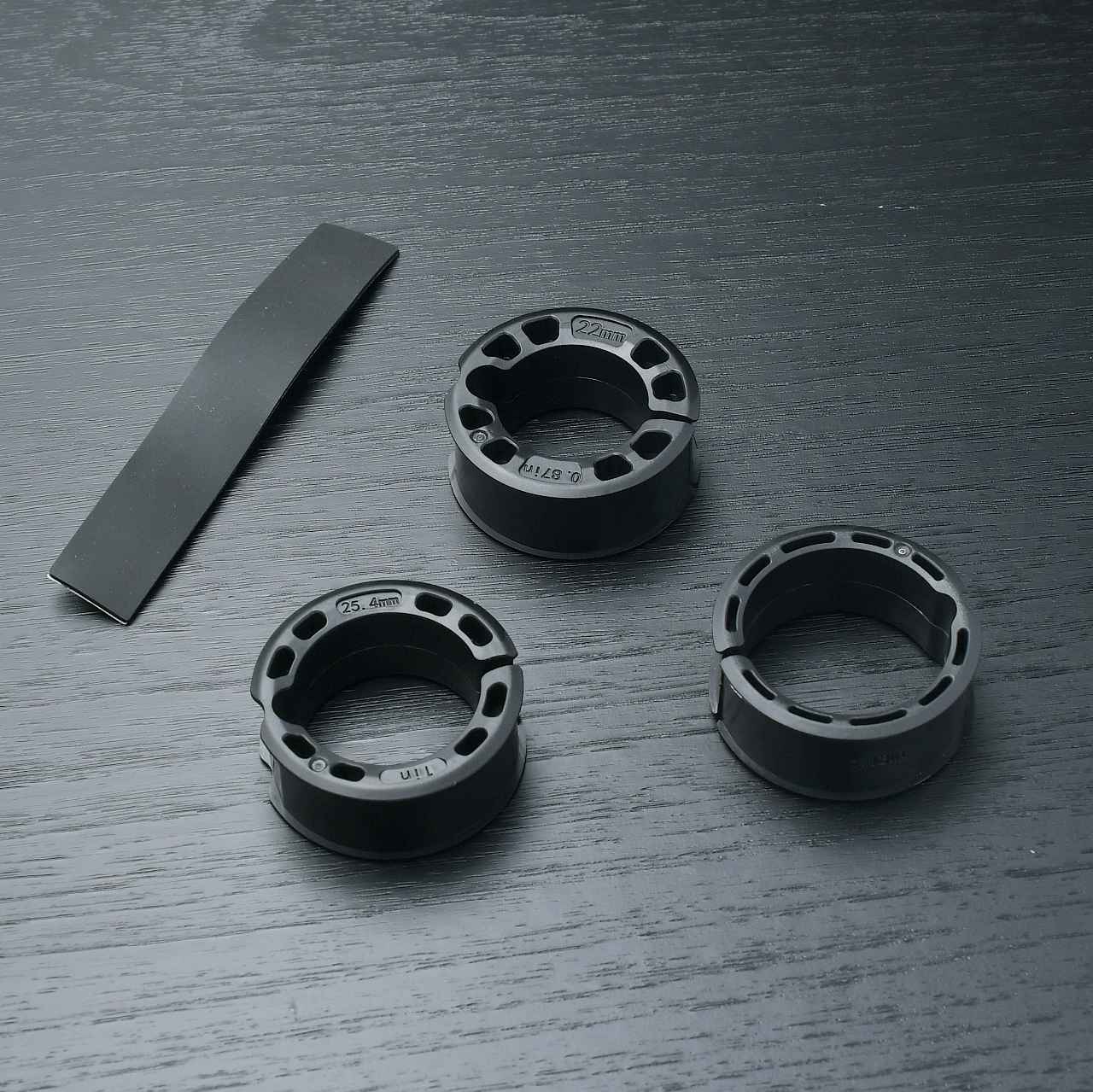 画像2: 片手で一秒脱着の最新スマホホルダー「GRエクスプロア」を試してみる〈若林浩志のスーパー・カブカブ・ダイアリーズ Vol.365〉