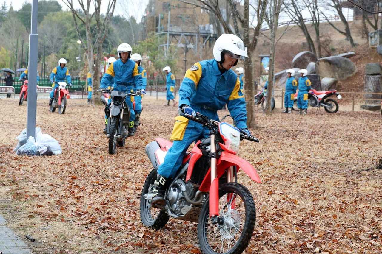 画像2: 訓練風景