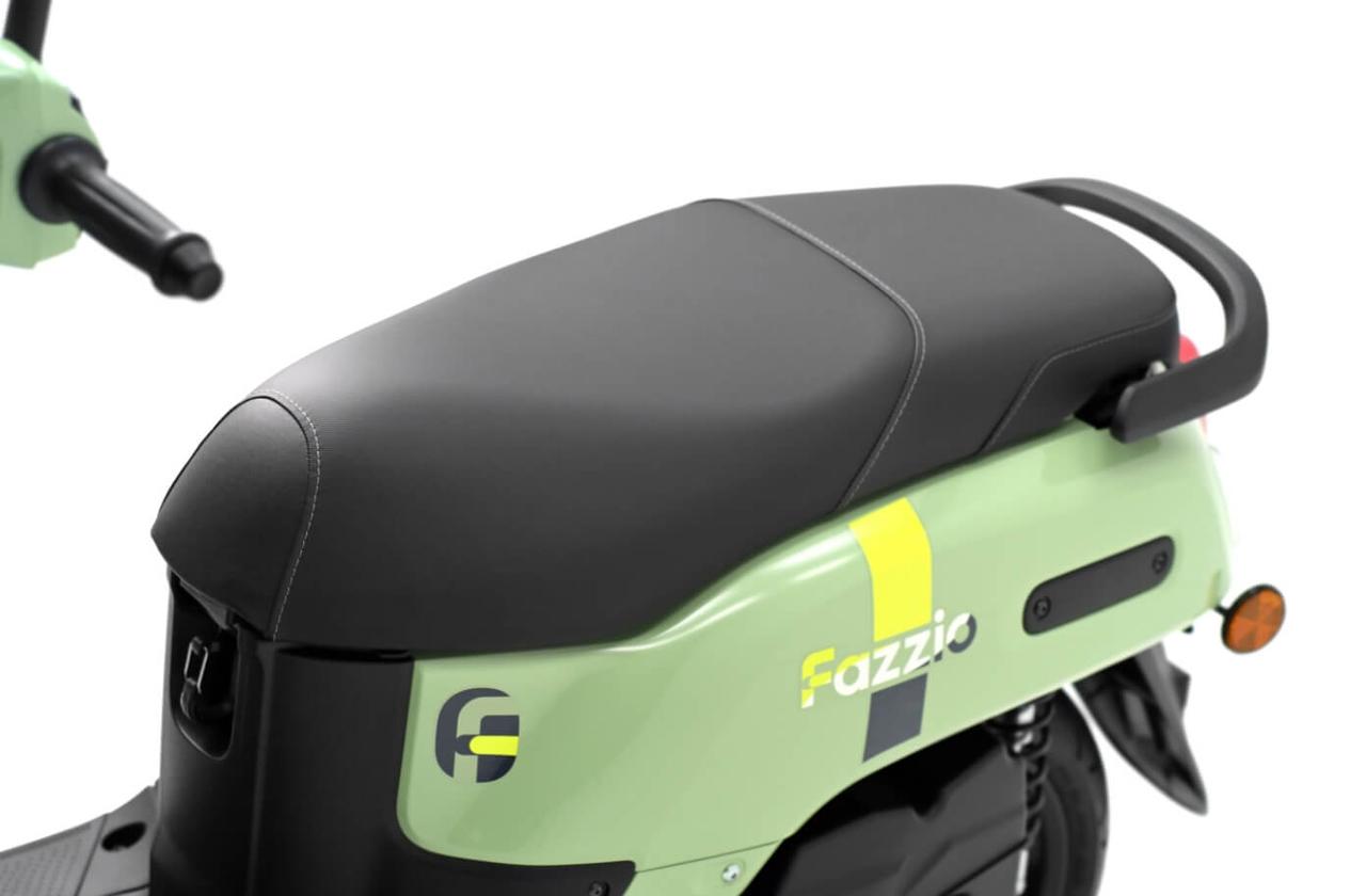 画像1: 【個性派ニューモデル】ヤマハ「Fazzio」登場！ パワーアシスト機能を国内初搭載した原付二種ファッションスクーター