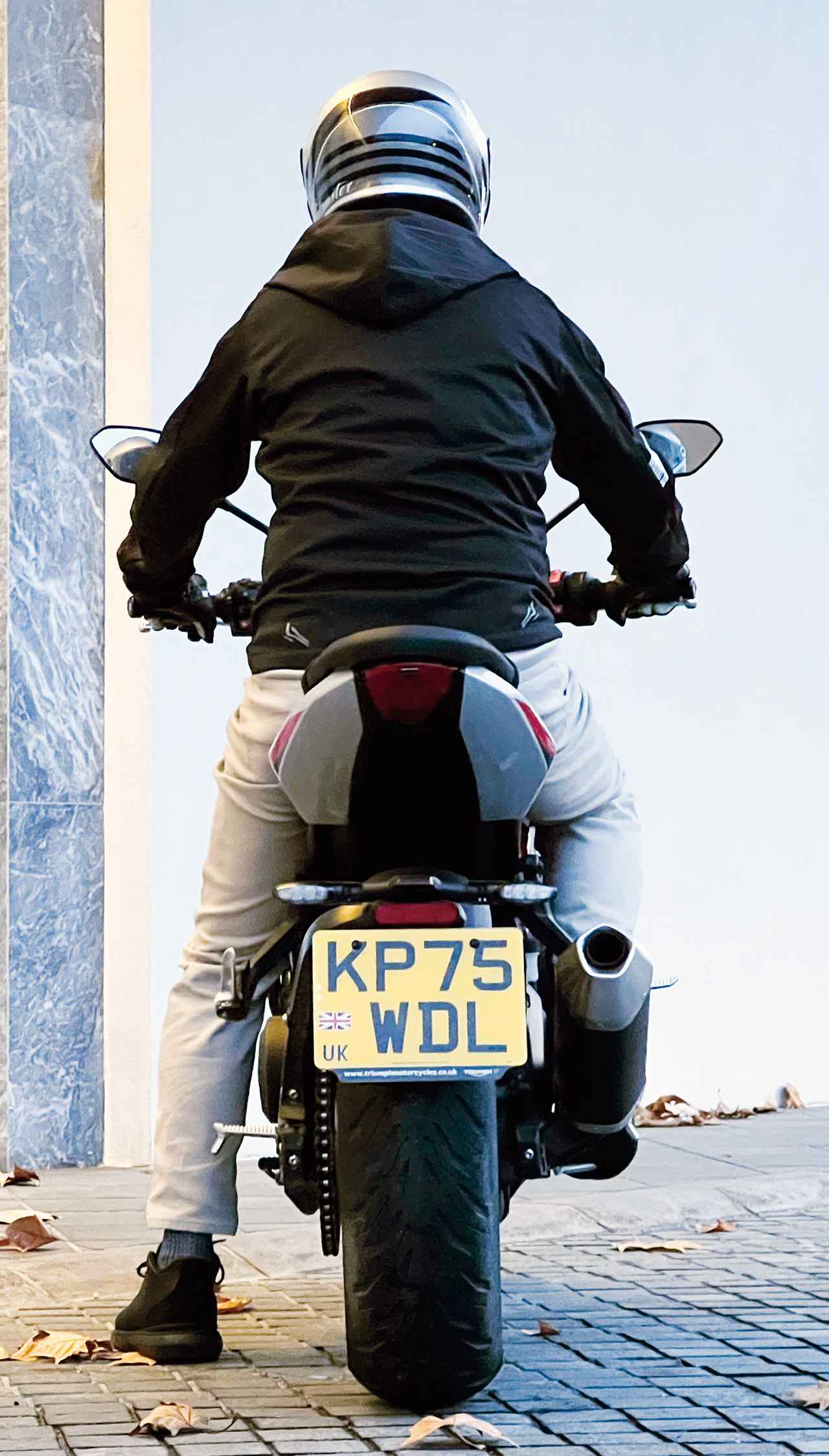 画像 : 8番目の画像 - 【写真15枚】トライアンフ「トライデント800」 - webオートバイ