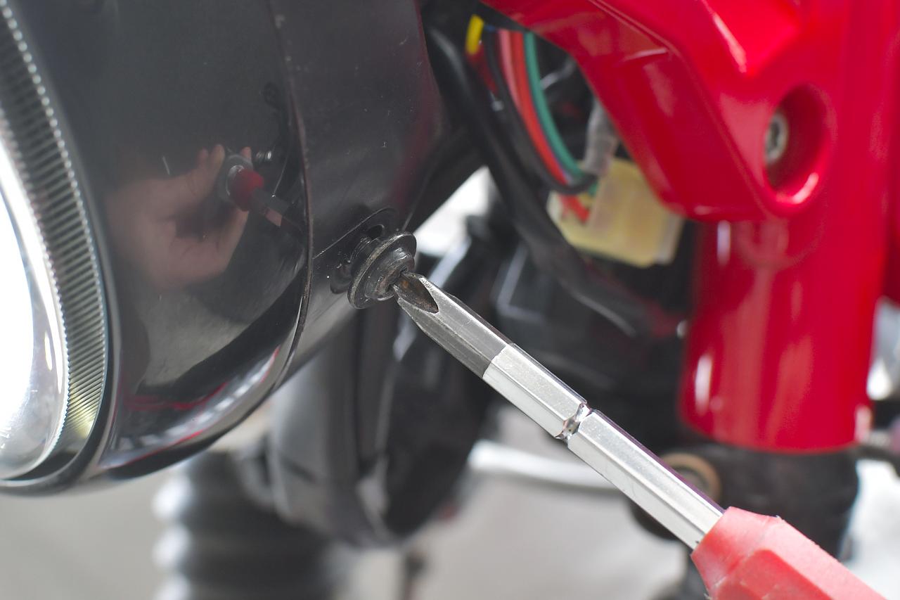 画像15: ハンターカブに701LEDフラッシャーを取り付ける