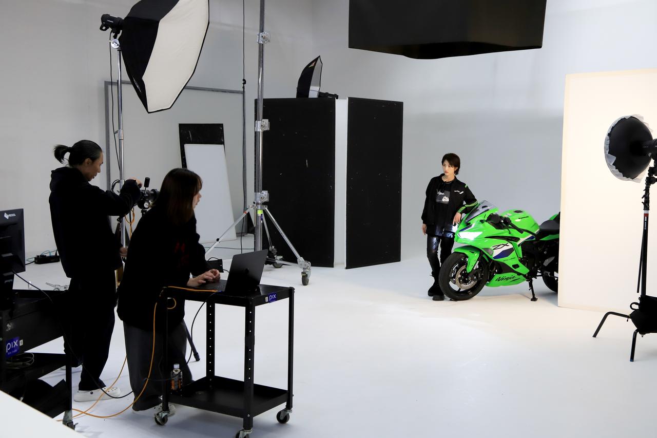 画像8: 若月佑美さんが表紙を飾る! カワサキプラザアパレル&グッズスタイルマガジン『good TIMES』2026春夏号、配布開始