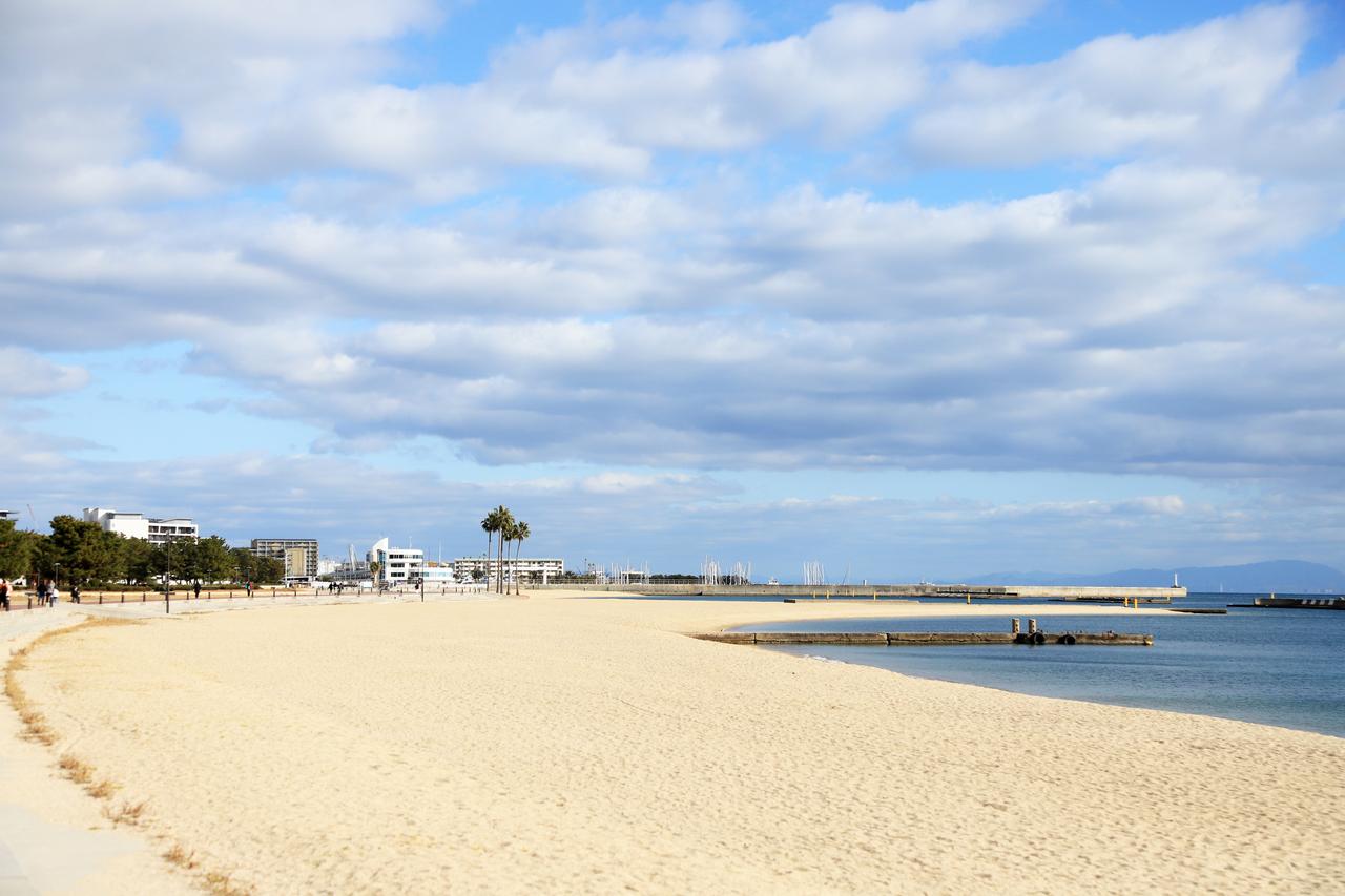 画像1: 若月佑美さんが表紙を飾る! カワサキプラザアパレル&グッズスタイルマガジン『good TIMES』2026春夏号、配布開始