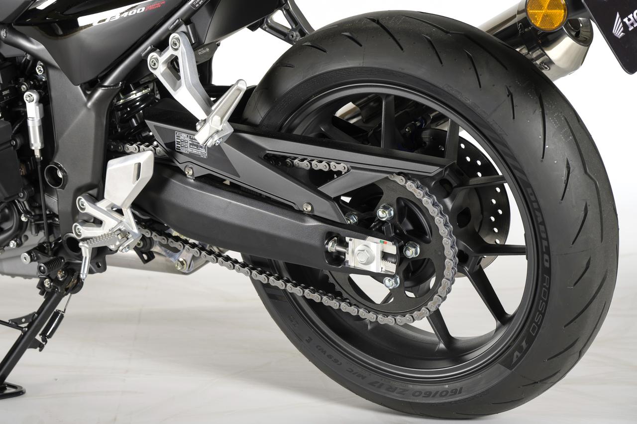 画像15: 【衝撃速報！】ホンダ「CB400 SUPER FOUR E-Clutch Concept」ついに登場！ 4年ぶりに復活した新世代スーパーフォアを速攻チェック！