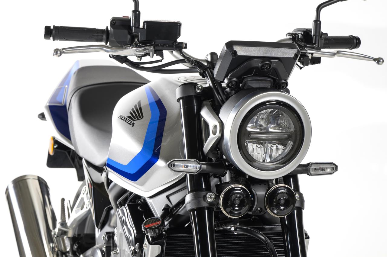 画像 : 9番目の画像 - 【写真23点】ホンダ「CB400 SUPER FOUR E-Clutch Concept」 - webオートバイ