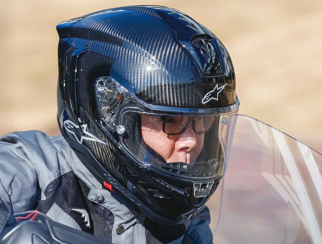 画像 : 1番目の画像 - 【写真4枚】アルパインスターズ「スーパーテック R10」 - webオートバイ