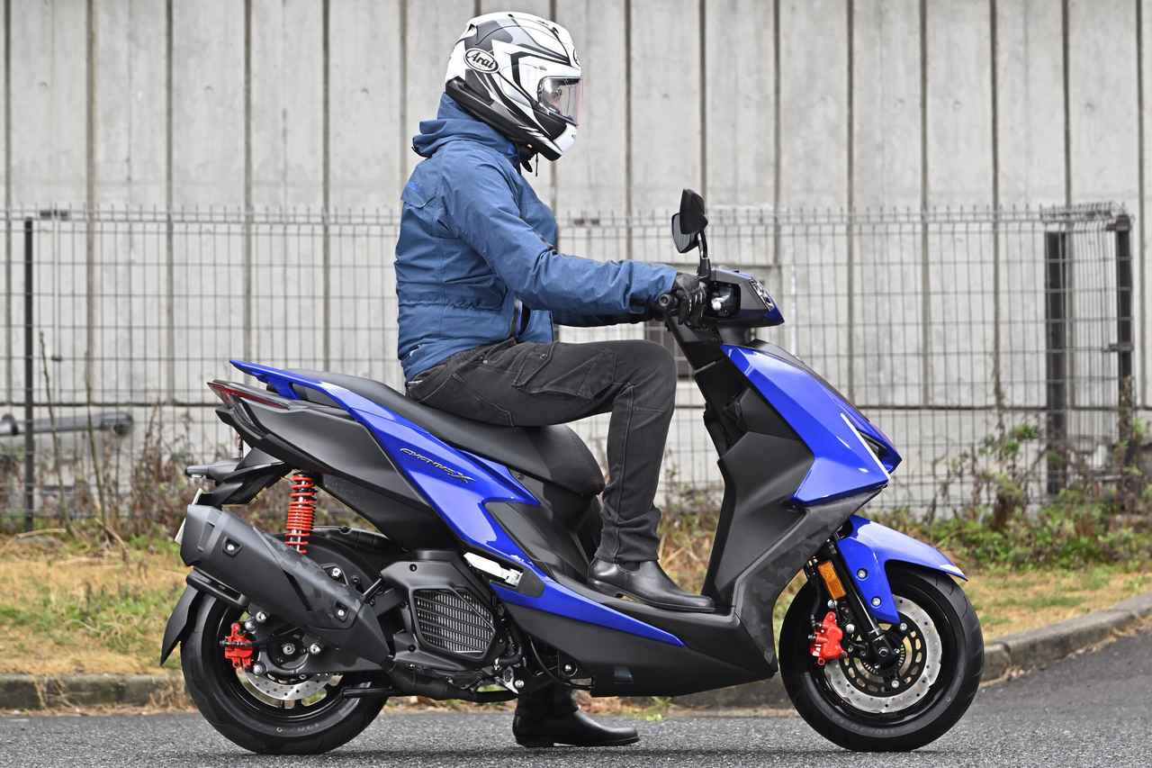 画像7: 【2026年夏発売予定！】シャープになって帰ってきた！ ヤマハ「シグナスX」の詳細を実車でチェック！