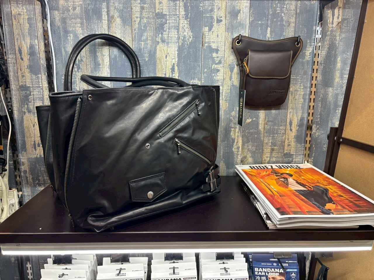 画像3: 1着で2つの表情が楽しめる!? しなやかで動きやすいRIDEZの新作レザージャケットがおすすめな理由を聞いてみた【大阪モーターサイクルショー2026】