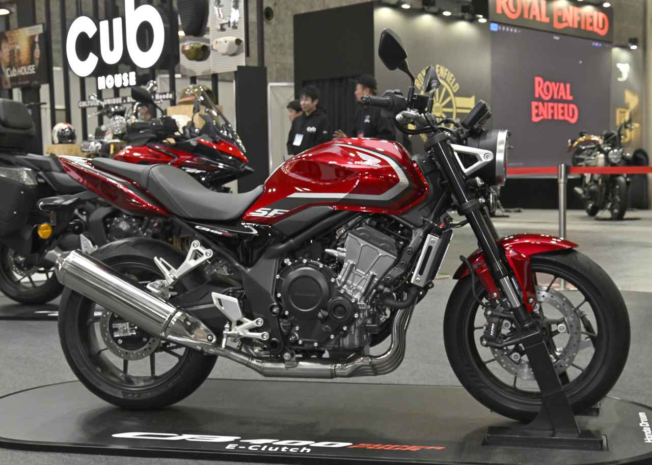画像3: 【国内仕様は4色!】モーターサイクルショーで激撮! ホンダ「CB400 SUPER FOUR E-Clutch Concept」全カラバリ紹介